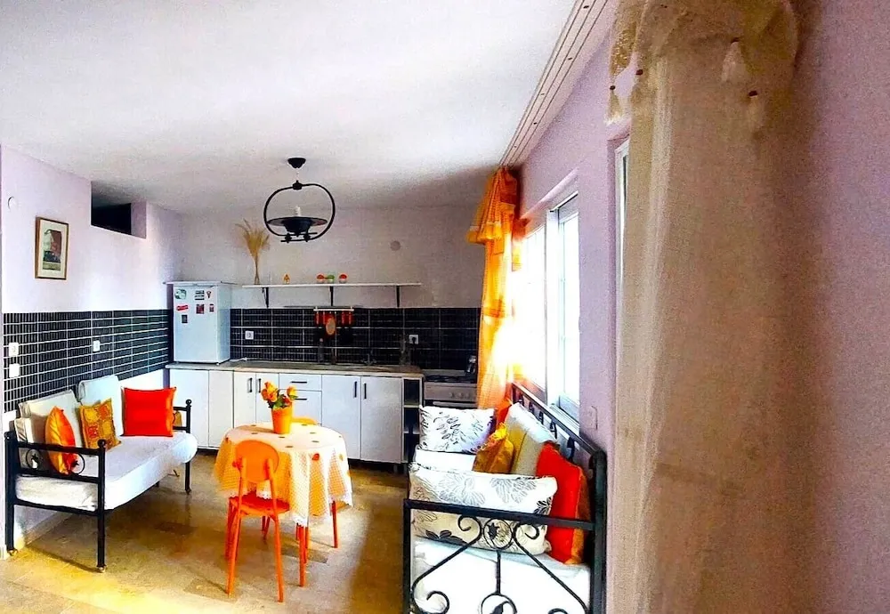 Design Dört Kişilik Oda, 1 Yatak Odası, Mutfak, Bahçe Manzaralı
