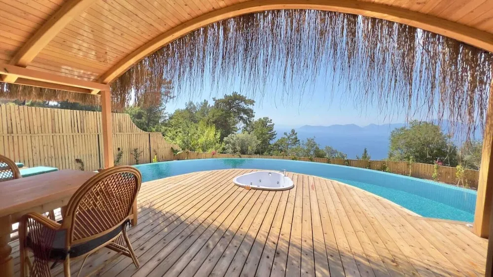 Ardic ( Private Pool and Jacuzzi )