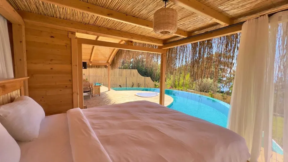 Ardic ( Private Pool and Jacuzzi )