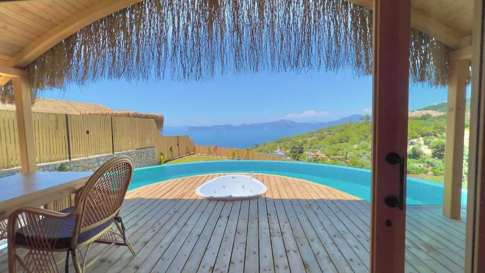 Incir ( Private Pool and Jacuzzi )