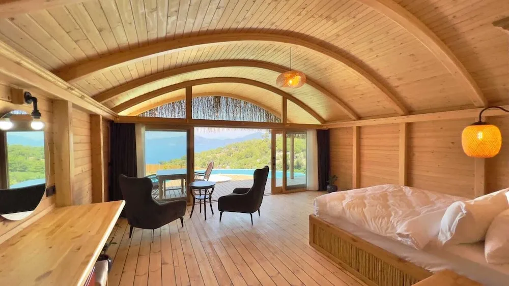 Incir ( Private Pool and Jacuzzi )