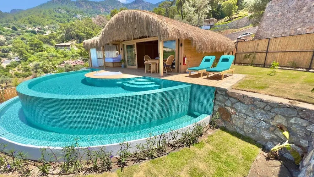 Incir ( Private Pool and Jacuzzi )