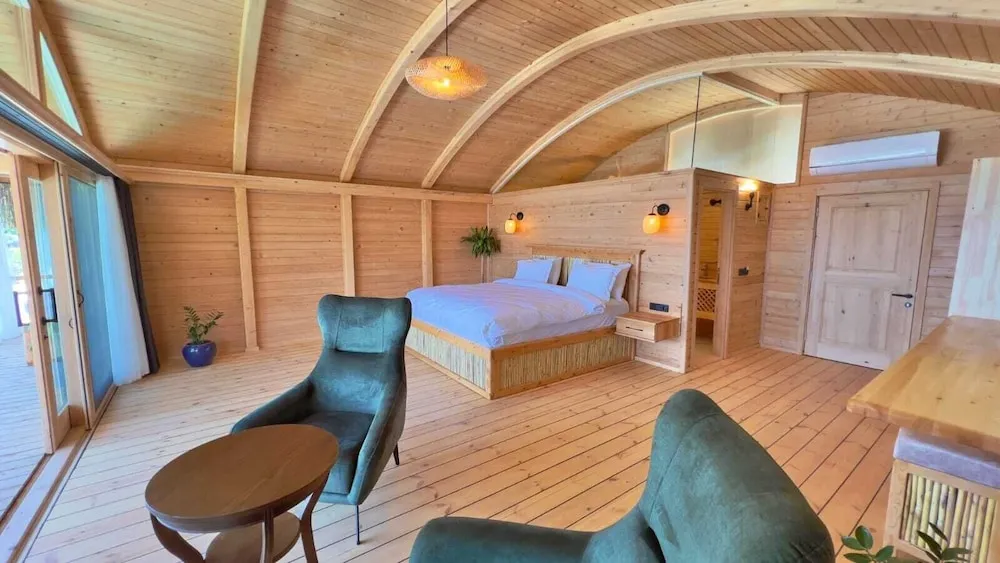 Incir ( Private Pool and Jacuzzi )