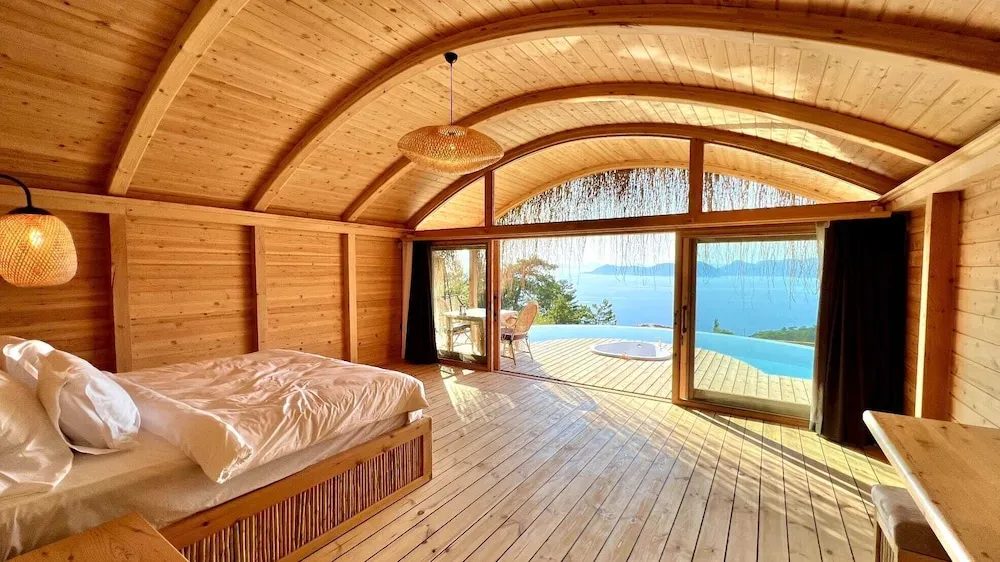 Mese ( Private Pool and Jacuzzi )