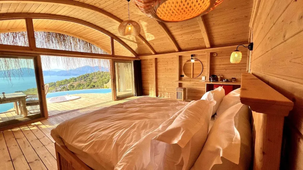Mese ( Private Pool and Jacuzzi )