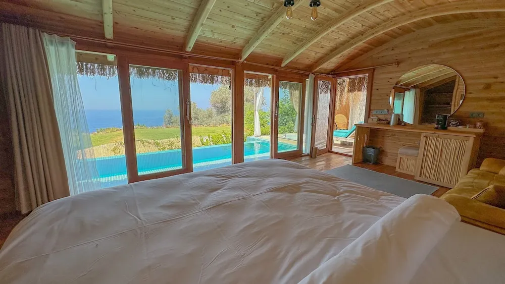 Sardunya ( Private Pool and Jacuzzi )