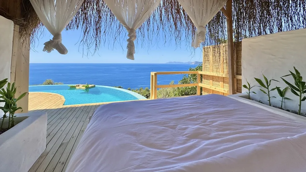 Zambak ( Full Sea View , Private Pool and Jacuzzi )