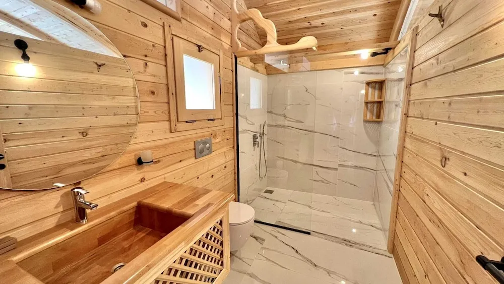 Mimoza ( Private Pool and Jacuzzi )