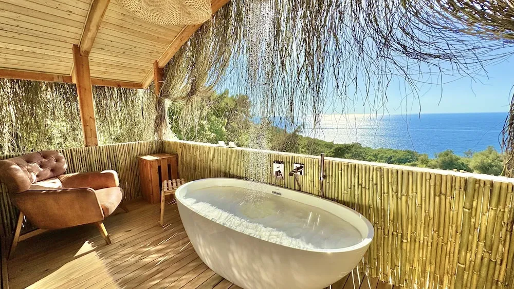Papatya ( Full Sea View , Private Pool and Jacuzzi )