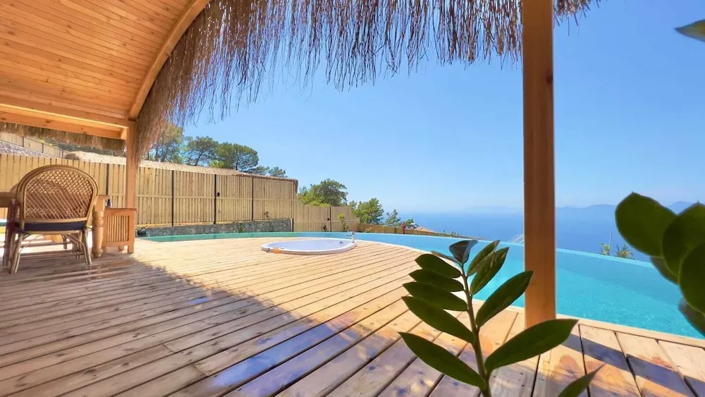 Cinar ( Private Pool and Jacuzzi)