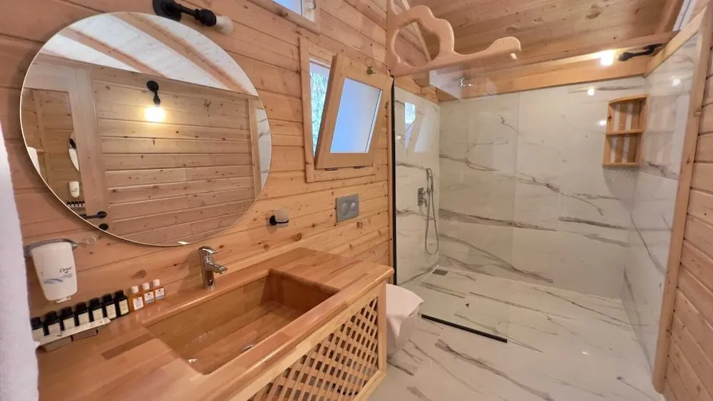 Kamelya ( Private Pool and Jacuzzi )