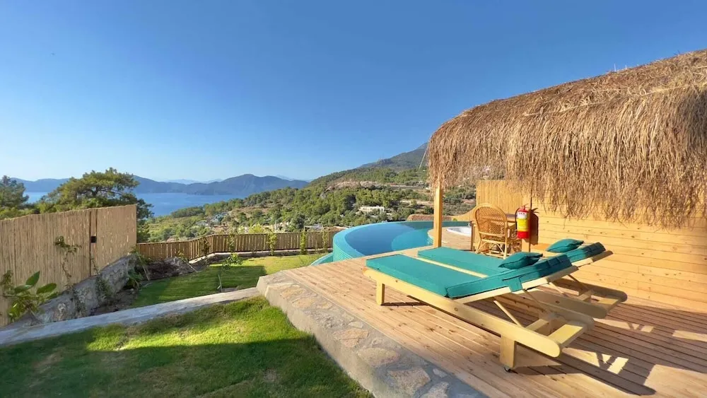 Kamelya ( Private Pool and Jacuzzi )