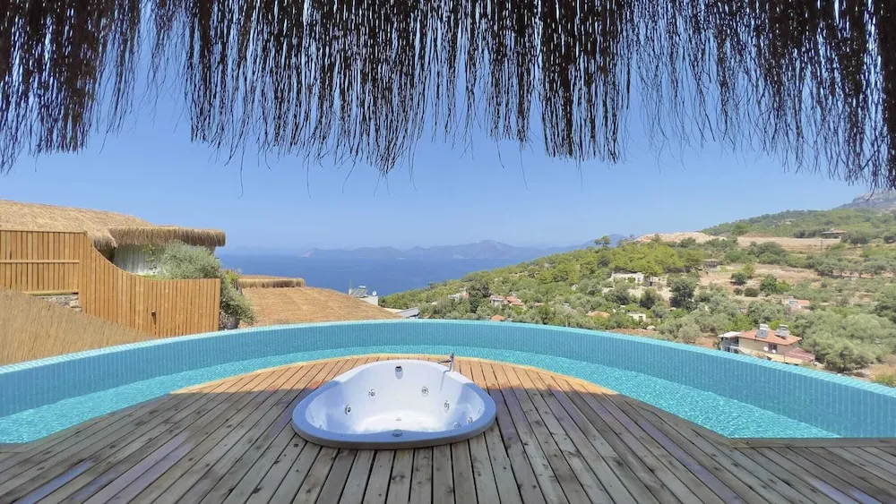 Palmiye ( Private Pool and Jacuzzi )
