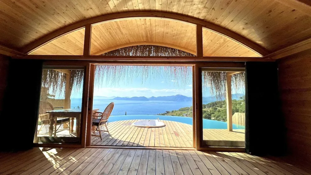 Ladin ( Private Pool And Jacuzzi )