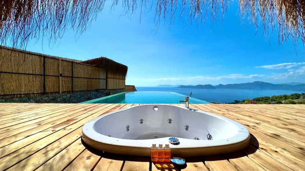 Limon ( Private Pool and Jacuzzi )