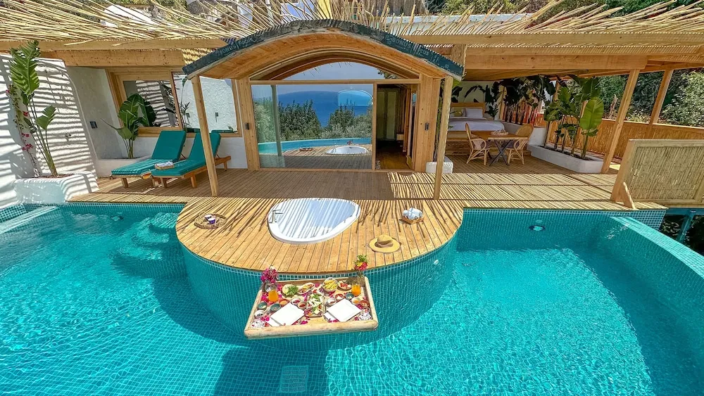 Petunya ( Sea View 100% Privacy Pool and Jacuzzi )