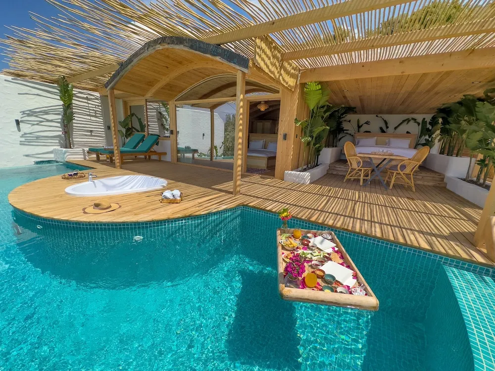Petunya ( Sea View 100% Privacy Pool and Jacuzzi )