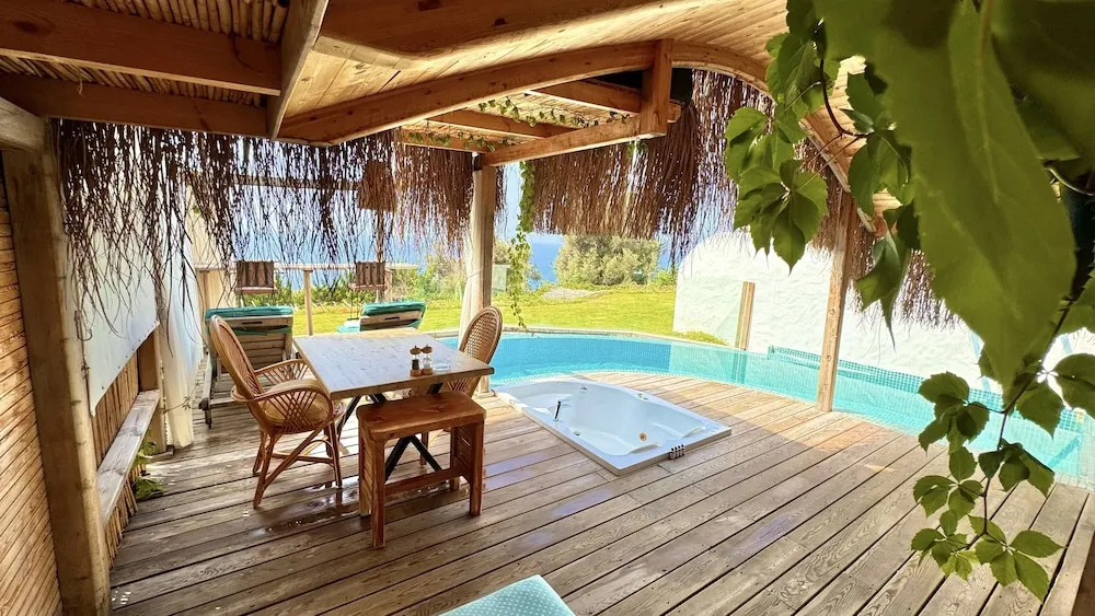 Gelincik ( Private Pool and Jacuzzi )