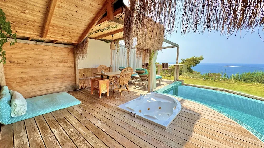 Gelincik ( Private Pool and Jacuzzi )