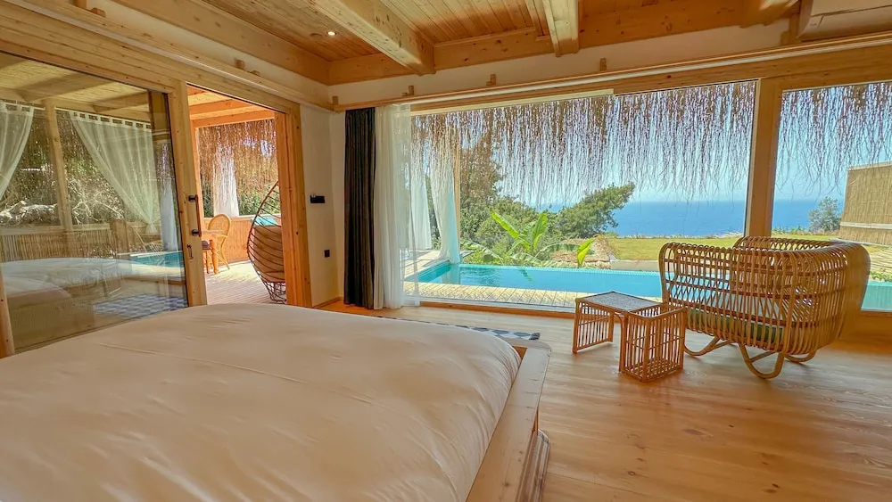 MERCAN (private pool and jacuzzi)