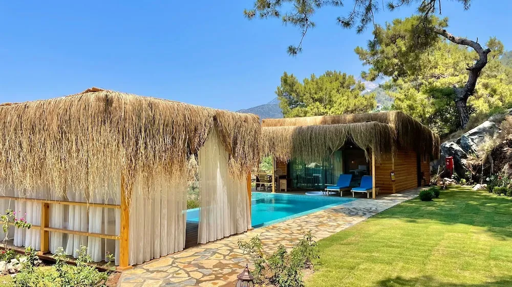 SEDIR SUITE (private pool and jaccuzi)