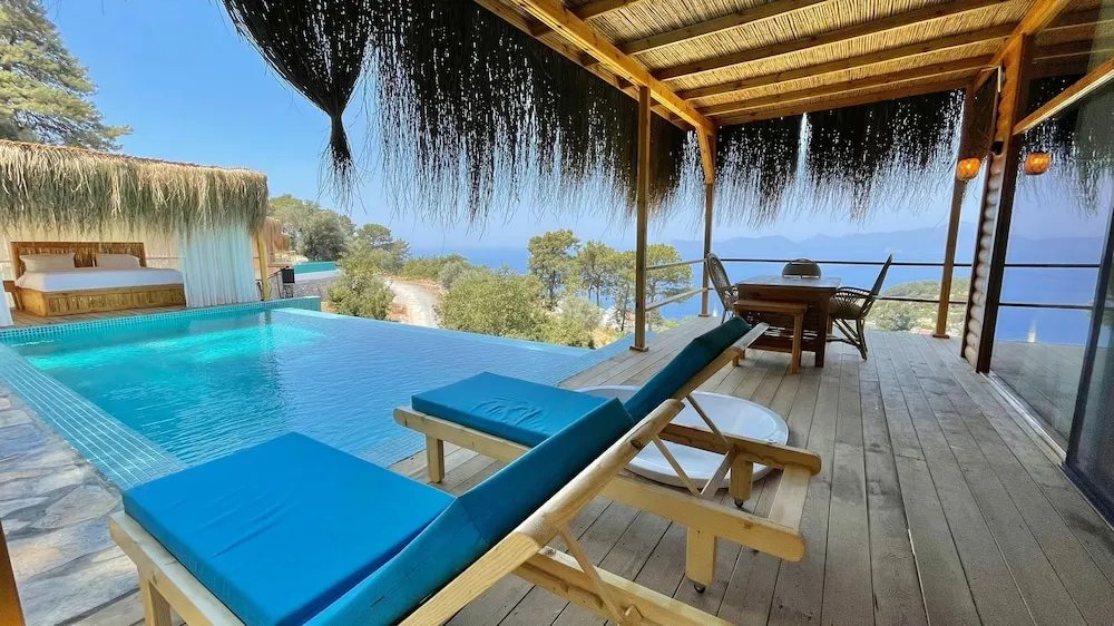 SEDIR SUITE (private pool and jaccuzi)