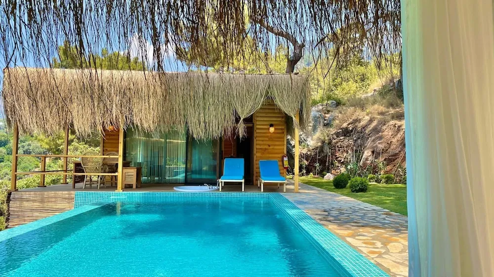 SEDIR SUITE (private pool and jaccuzi)