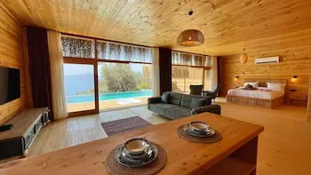 Seaview Faralya Butik Hotel