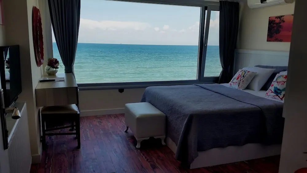 Standard Tek Büyük Yataklı Oda, Deniz Manzaralı (Yıldız)