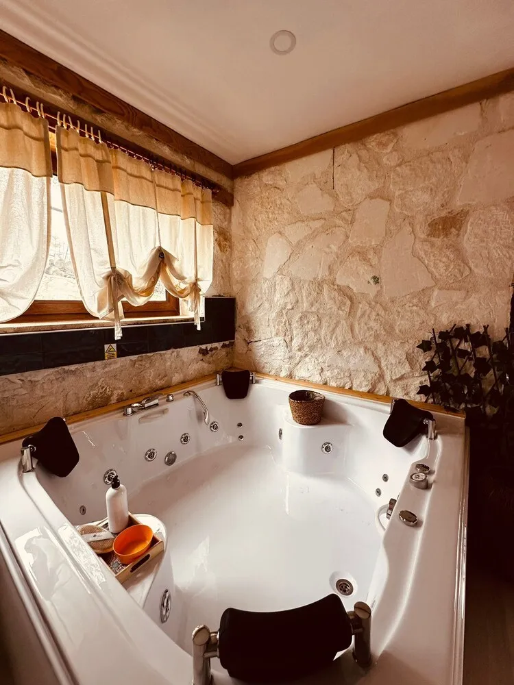 Comfort Oda, 1 Çift Kişilik Yatak, Sigara İçilmez, Avlu Manzaralı