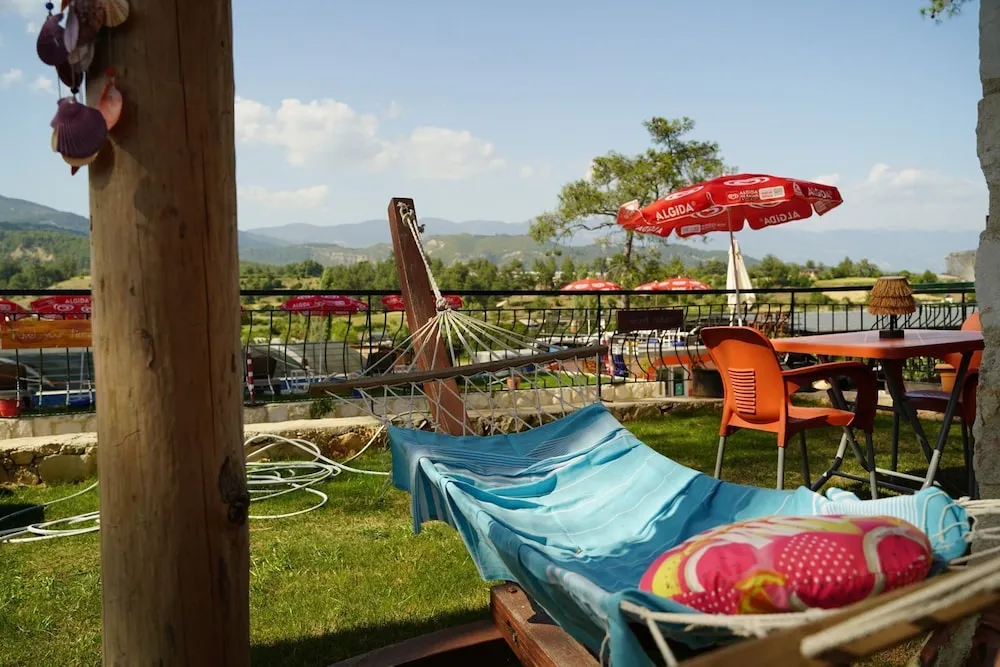 Comfort Oda, 1 Çift Kişilik Yatak, Sigara İçilmez, Avlu Manzaralı