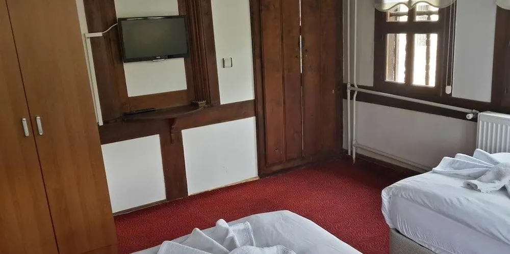 Standard Üç Kişilik Oda