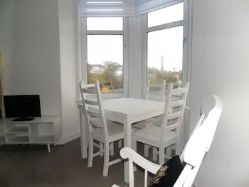 Snug - Grian-aig Apartment