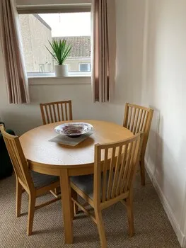 The Waterside Apartment 6