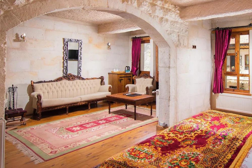 Urgup Family  with Jacuzzi King Room