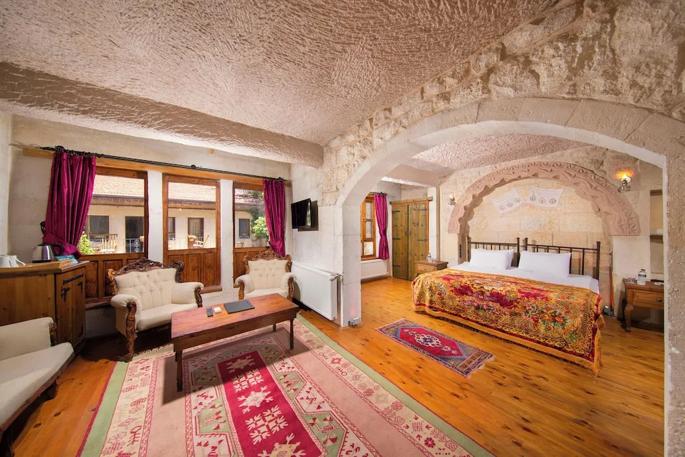 Urgup Family  with Jacuzzi King Room