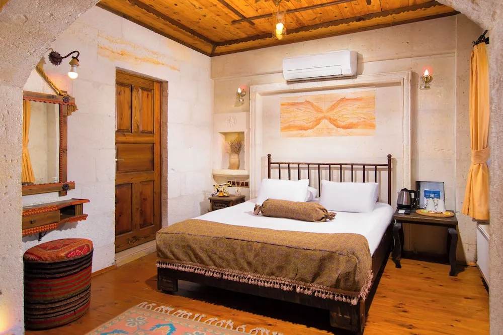 Sinasos Deluxe Konak Room