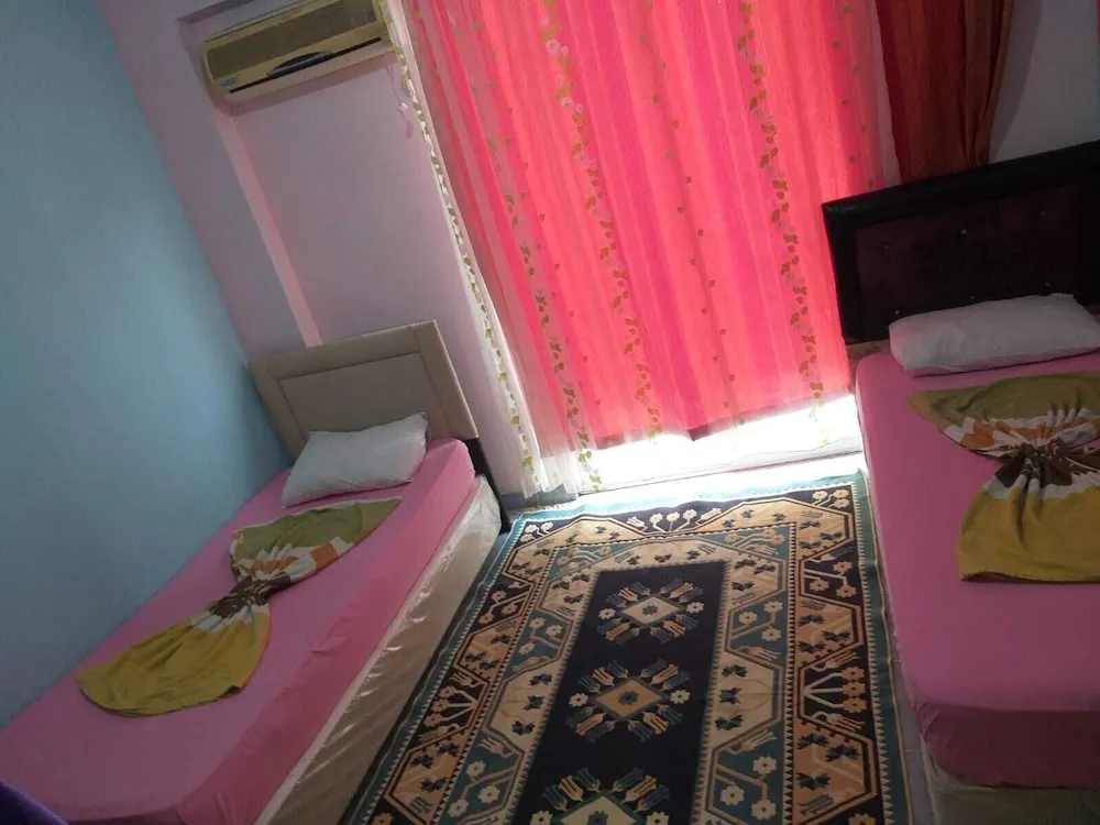 Junior Tek Büyük veya İki Ayrı Yataklı Oda, Sigara İçilebilir, Şehir Manzaralı
