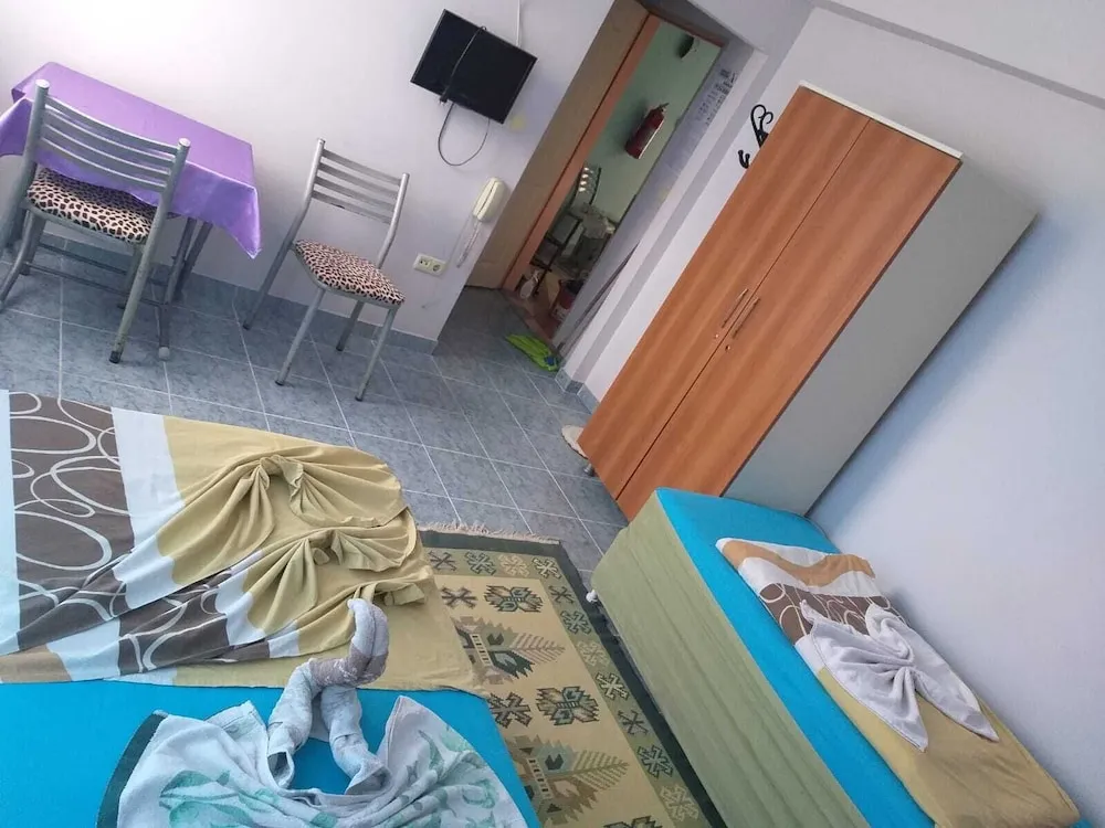 Junior Tek Büyük veya İki Ayrı Yataklı Oda, Sigara İçilebilir, Şehir Manzaralı
