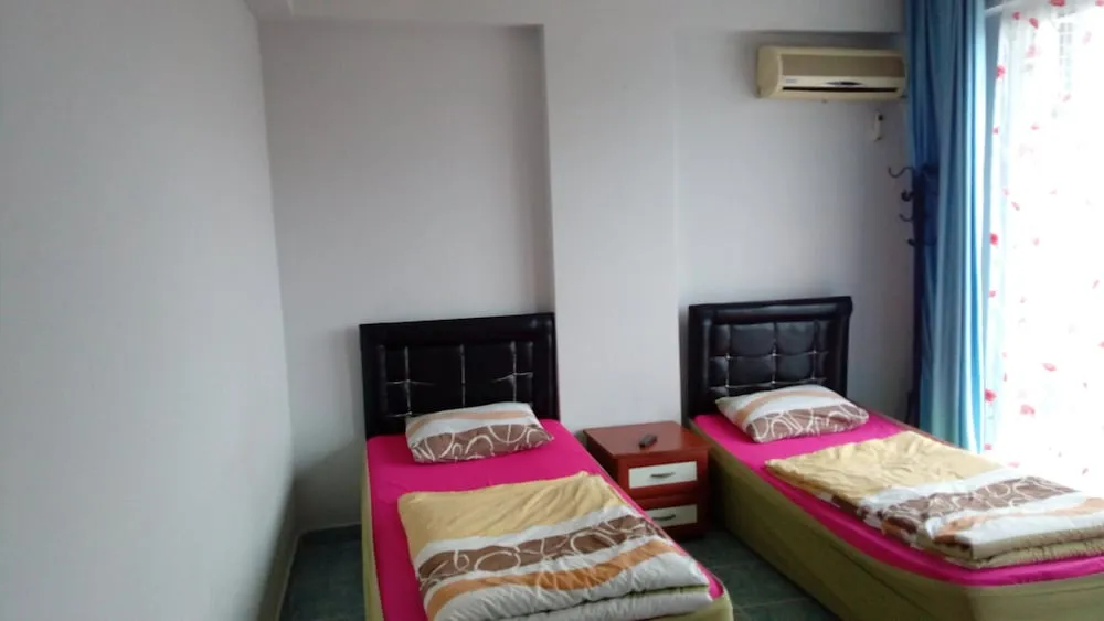 Junior Tek Büyük veya İki Ayrı Yataklı Oda, Sigara İçilebilir, Şehir Manzaralı