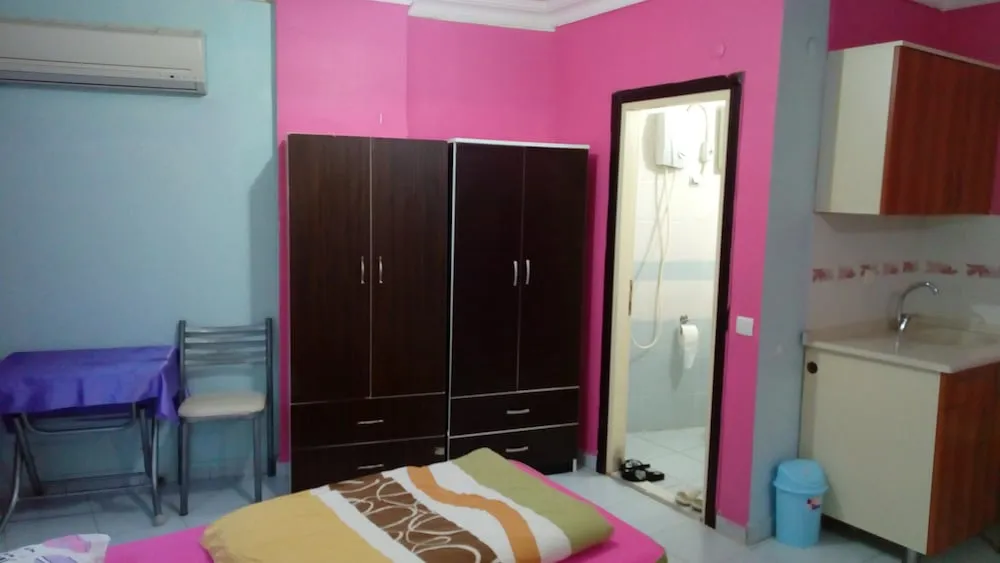 Standard Tek Büyük veya İki Ayrı Yataklı Oda, Sigara İçilebilir, Avlu Manzaralı