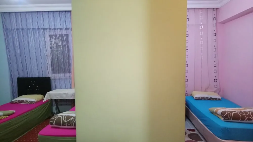 Standard Tek Büyük veya İki Ayrı Yataklı Oda, Sigara İçilebilir, Avlu Manzaralı