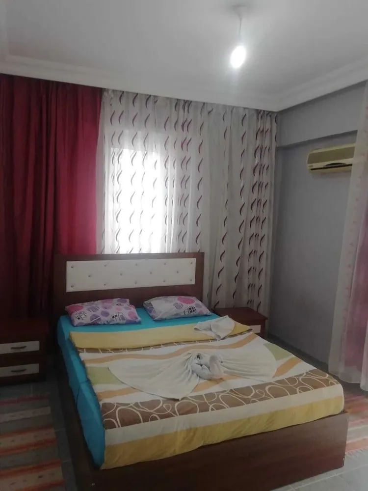 Standard Tek Büyük veya İki Ayrı Yataklı Oda, Birden Çok Yatak, Sigara İçilebilir, Bahçe Manzaralı