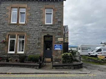 Dunarle Guesthouse