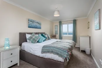 Arran View - Donnini Apartments