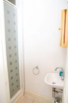 Sandgate 2-bed Apartment in Ayr Central Location