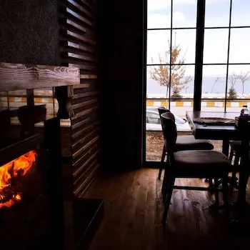 Miro Mara Boutique Hotel & Lounge Bar