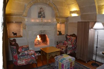 Kayhan Cave Villa