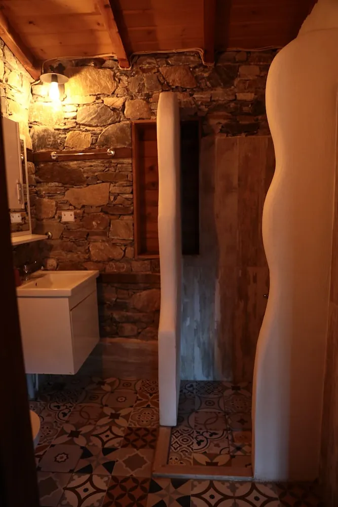 Deluxe Dağ Evi, 1 Yatak Odası, Şömine, Bahçe Manzaralı