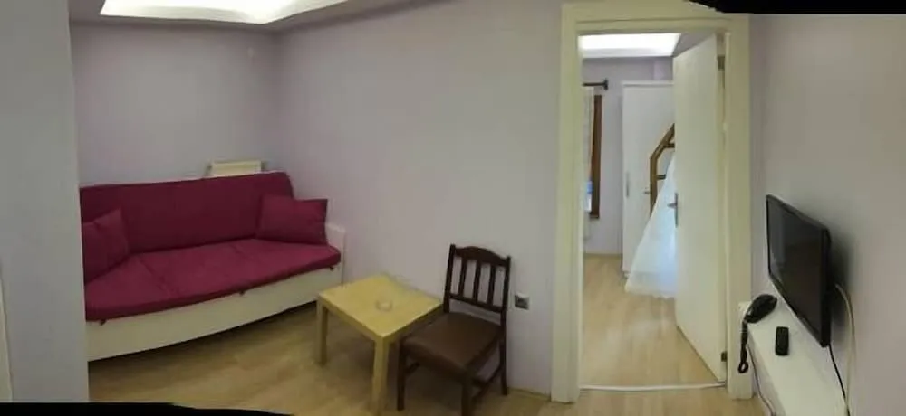 Standard Tek Büyük Yataklı Oda